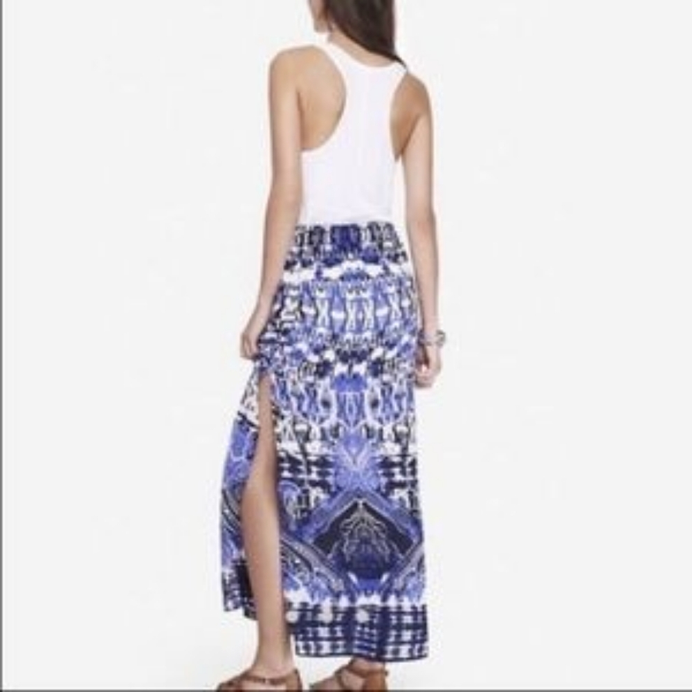 Express Printed Maxi Skirt with Slits